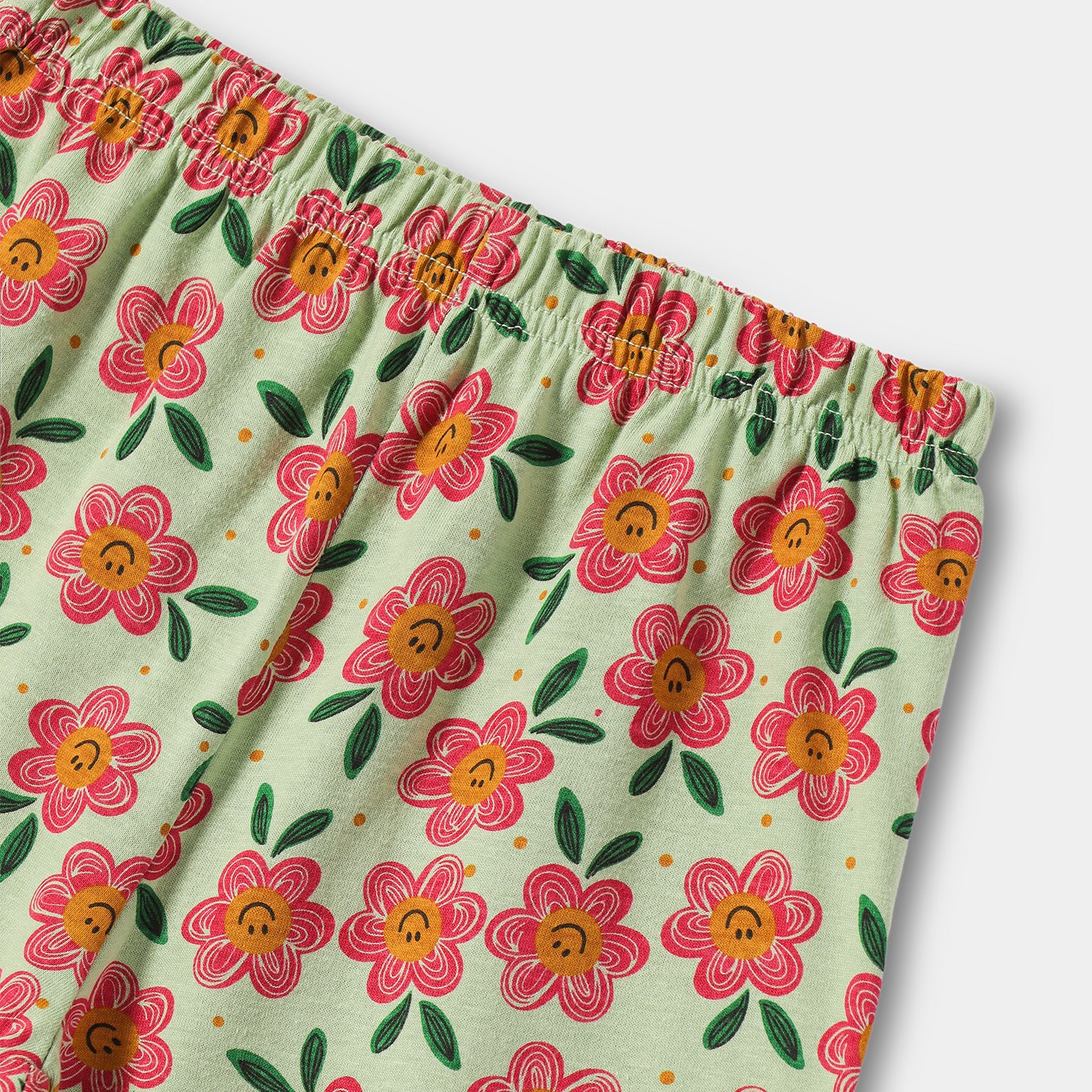 Smiley Flower Shorts Set